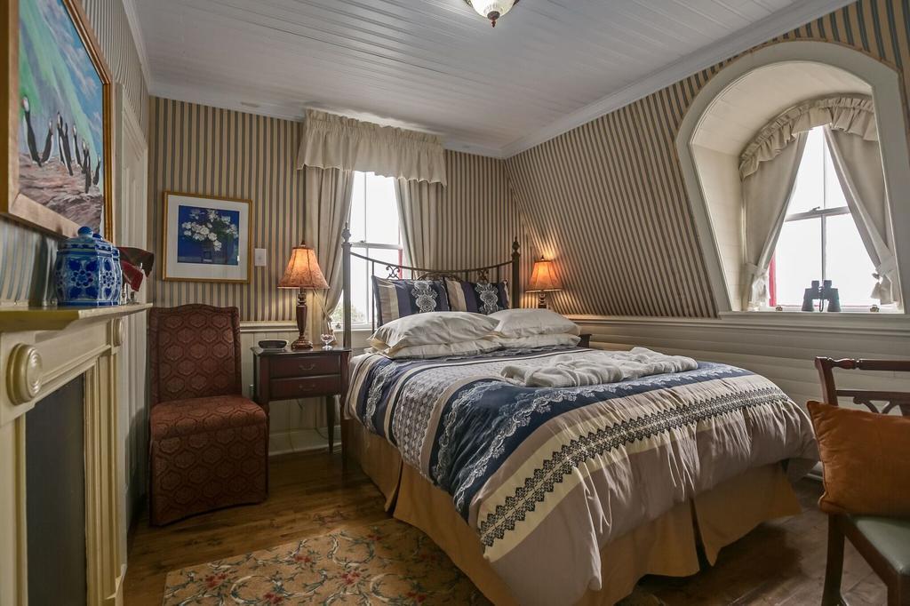 George House Heritage Bed And Breakfast Dildo Εξωτερικό φωτογραφία